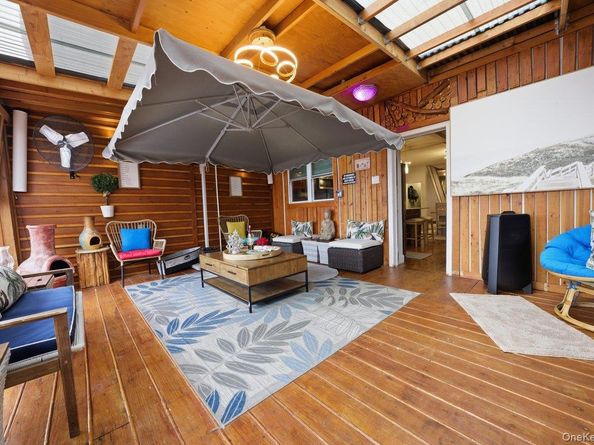 4641 Carpenter Avenue, Bronx NY 10470