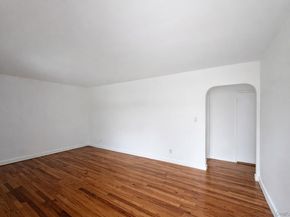 260-11 Langstone Avenue GV118E51, Glen Oaks NY 11004