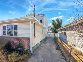 37 Lancaster Place, Hempstead NY 11550