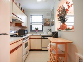 35 Rockledge Road 2A, Hartsdale NY 10530