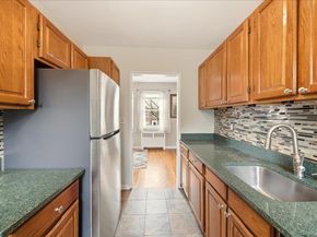 186 Pine Wood 56, Hartsdale NY 10530
