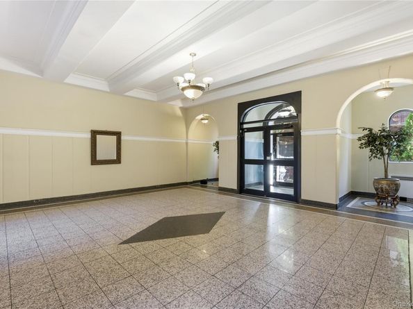 8811 Elmhurst Avenue B6, Elmhurst NY 11373