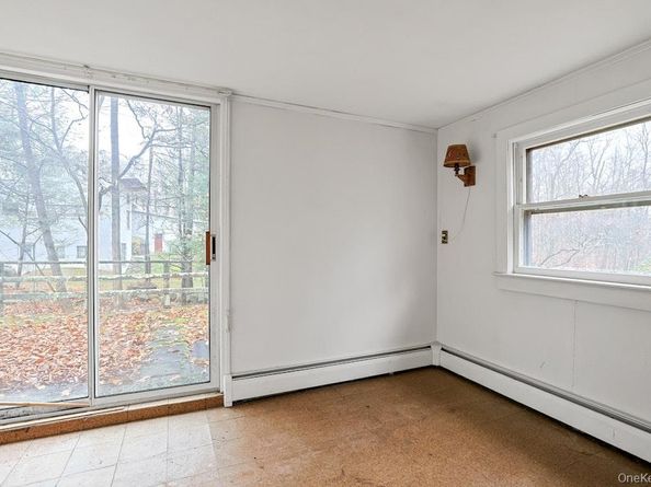 261 Sparkle Road, Yorktown Heights NY 10598