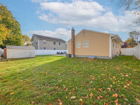 350 Sheridan Street, Westbury NY 11590