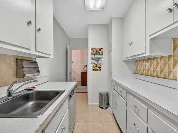 517 Riverdale Avenue 4A, Yonkers NY 10705