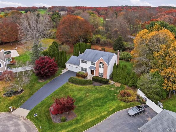 48 Windcrest Drive, Manorville NY 11949