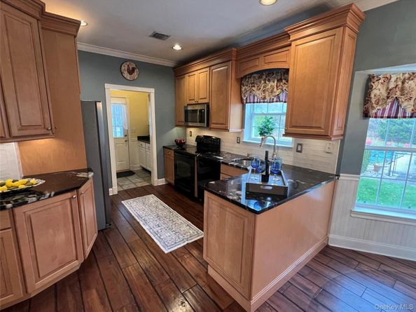 48 Windcrest Drive, Manorville NY 11949