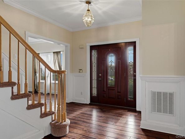 48 Windcrest Drive, Manorville NY 11949