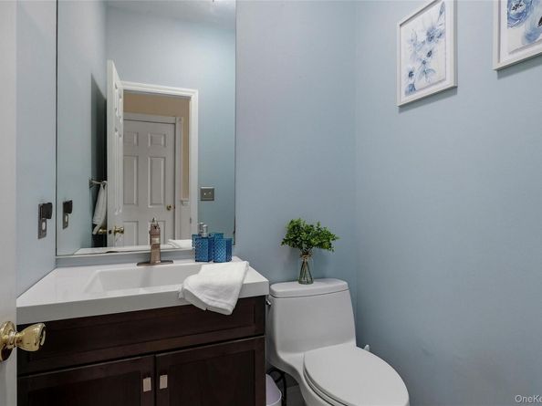 48 Windcrest Drive, Manorville NY 11949