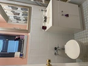 73-45 210 Street 1C, Oakland Gardens NY 11364