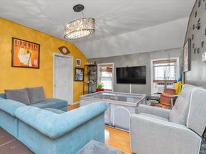 21812 141st Road, Laurelton NY 11413