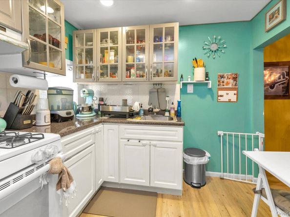 21812 141st Road, Laurelton NY 11413