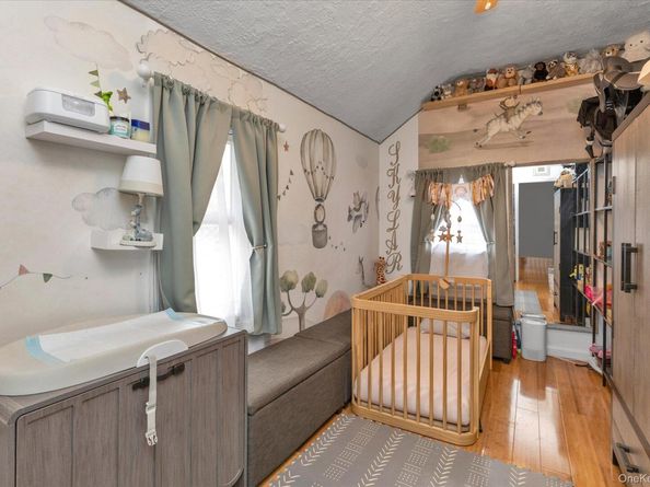 21812 141st Road, Laurelton NY 11413