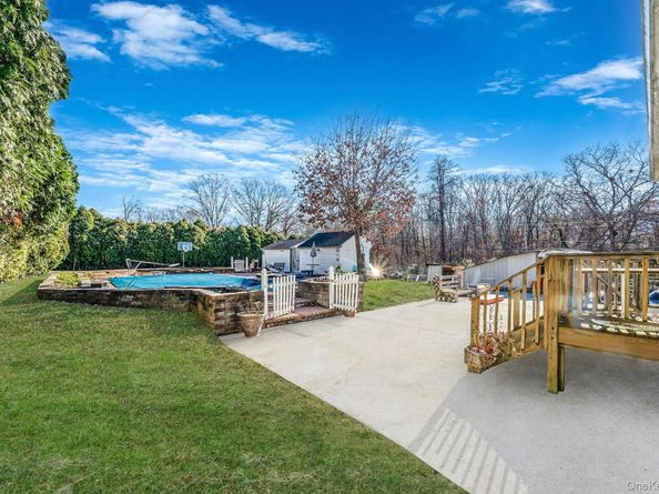 211 N Titmus Drive, Mastic NY 11950