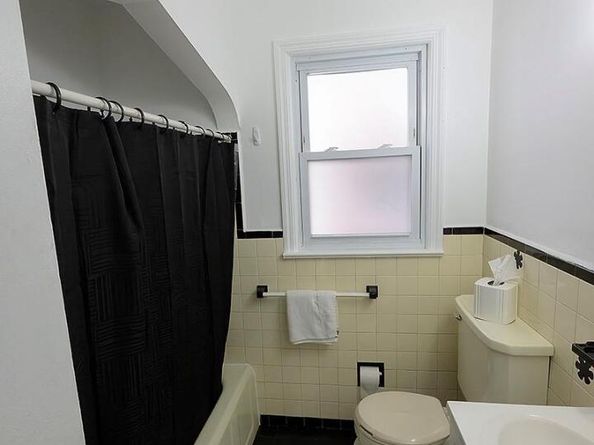 471 Windsor Place, Oceanside NY 11572