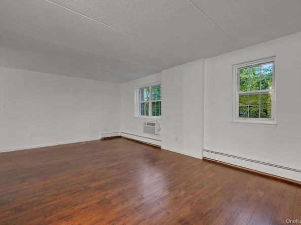 4 Consulate Drive 1B, Tuckahoe NY 10707