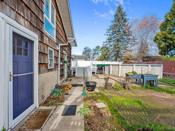 185 Throop Street, West Babylon NY 11704