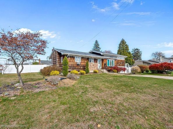 185 Throop Street, West Babylon NY 11704