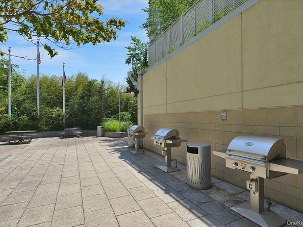 40-28 College Point Boulevard T2811, Flushing NY 11354