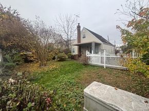 62 12th Avenue, Mineola NY 11501