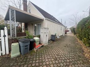 62 12th Avenue, Mineola NY 11501