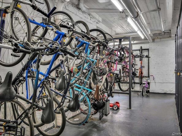 34-20 78th Street 4J, Jackson Heights NY 11372