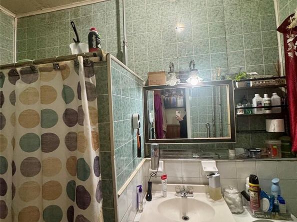 182 Lincoln Avenue, Brooklyn NY 11208