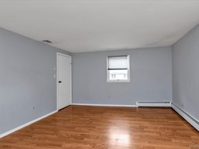 22 Fairview Road W, Massapequa NY 11758