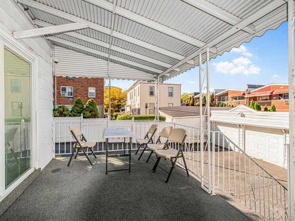 4613 Carpenter Avenue, Bronx NY 10470