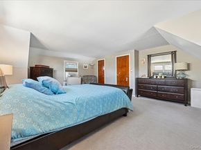 4 E. Carpenter Street, Valley Stream NY 11580