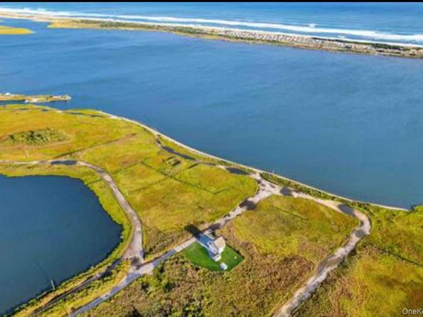 14 Huntington Drive, Mastic Beach NY 11951