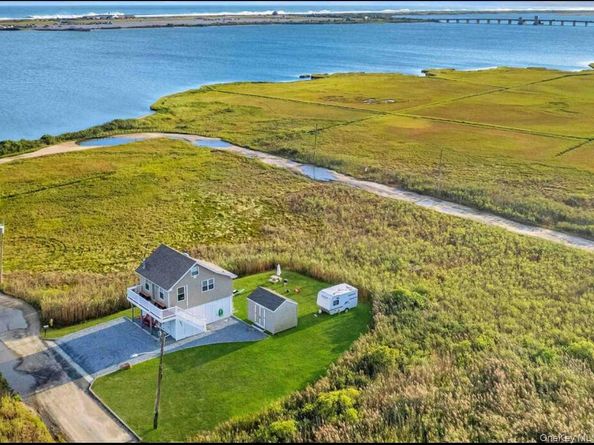 14 Huntington Drive, Mastic Beach NY 11951