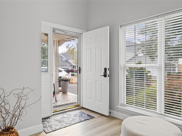 4 Cari Lane, Middle Island NY 11953