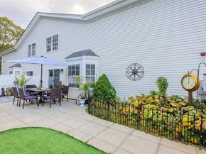 4 Cari Lane, Middle Island NY 11953