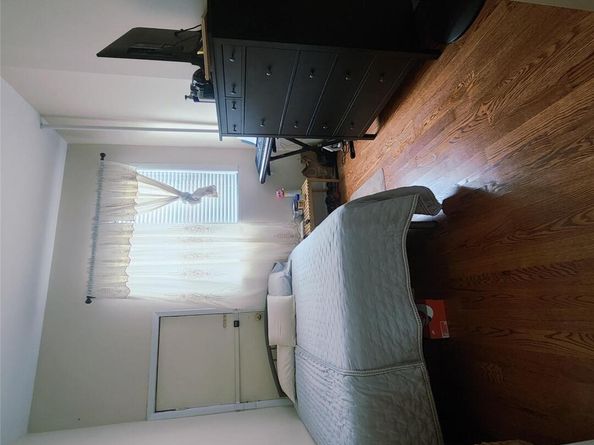 655 Woodward Avenue, Ridgewood NY 11385