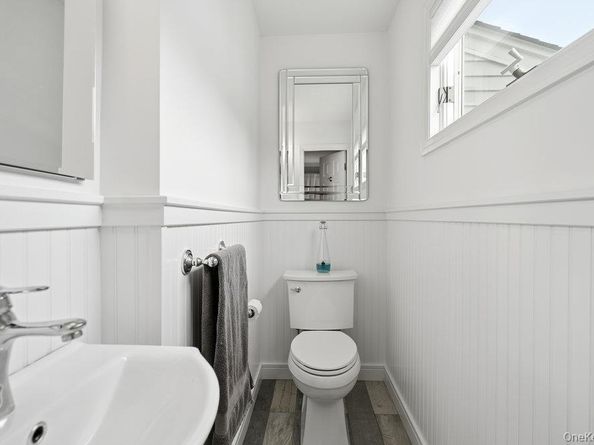 1584 Church Street, Holbrook NY 11741