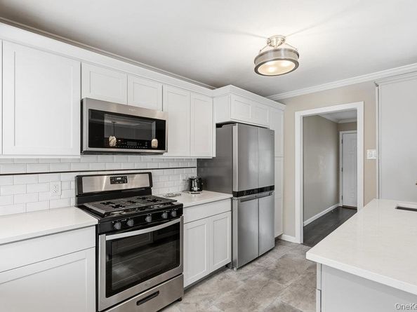 1584 Church Street, Holbrook NY 11741