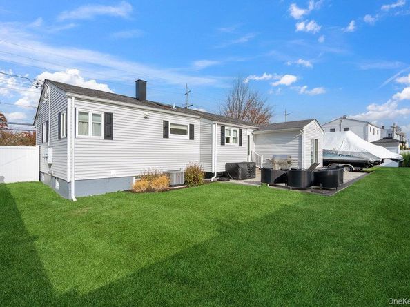 1584 Church Street, Holbrook NY 11741