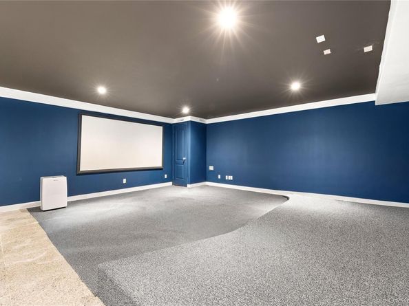 6435 Marathon Parkway, Little Neck NY 11362