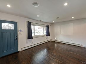 11 Dwight Circle, Commack NY 11725