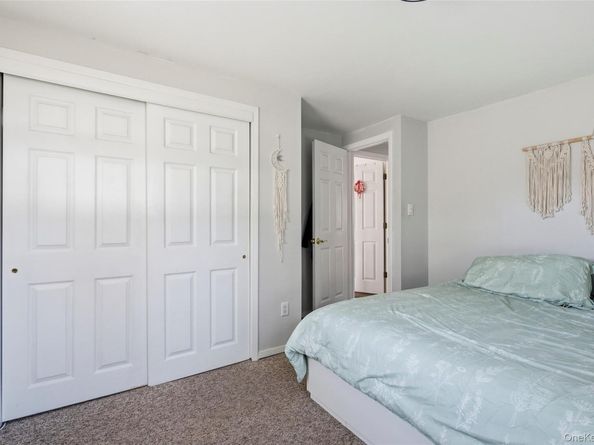 33 Urban Drive, Selden NY 11784