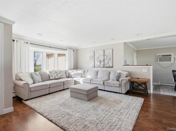 33 Urban Drive, Selden NY 11784