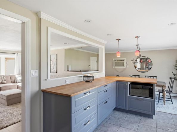 33 Urban Drive, Selden NY 11784