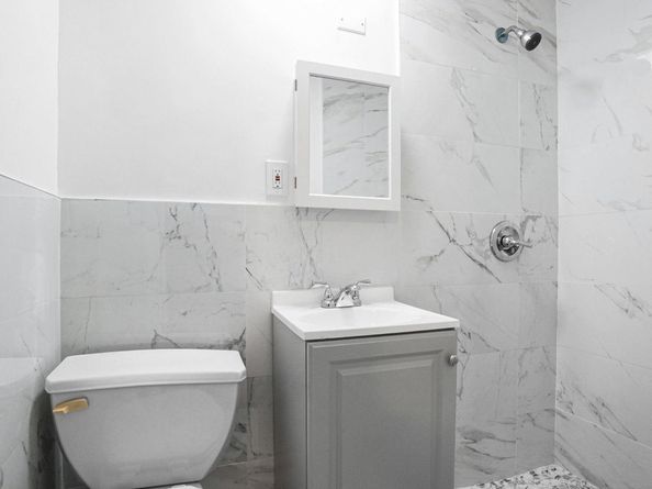 836 E 229th Street, Bronx NY 10466