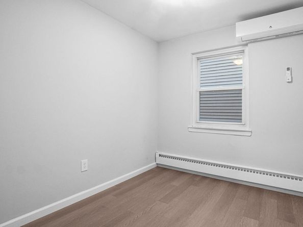 836 E 229th Street, Bronx NY 10466