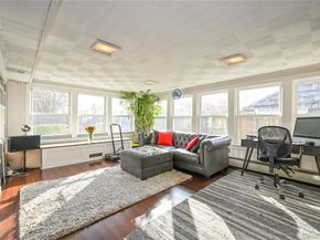 2 Meadow Lane, Rockville Centre NY 11570