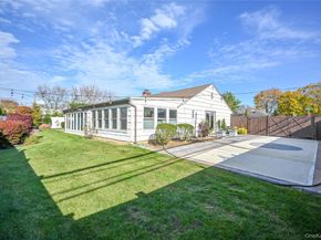 2 Meadow Lane, Rockville Centre NY 11570