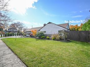 2 Meadow Lane, Rockville Centre NY 11570