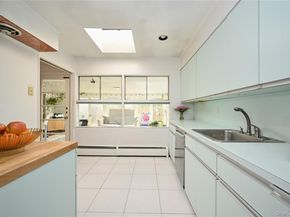 2 Meadow Lane, Rockville Centre NY 11570