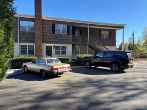 40 Canoe Place Road 4, Hampton Bays NY 11946